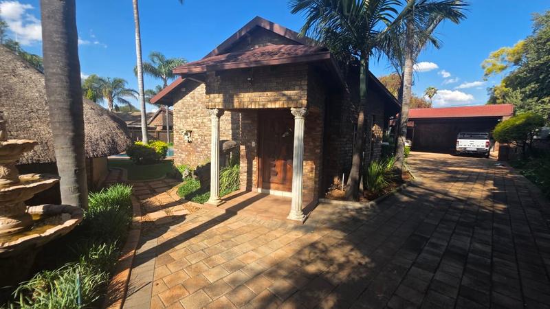 4 Bedroom Property for Sale in Doornpoort Gauteng