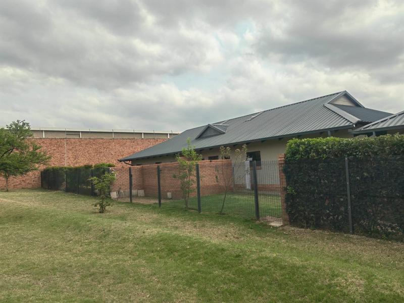To Let 3 Bedroom Property for Rent in Six Fountains Residential Estate Gauteng