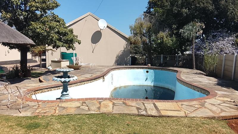 3 Bedroom Property for Sale in Greenhills Gauteng