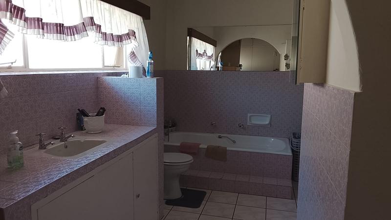 3 Bedroom Property for Sale in Greenhills Gauteng