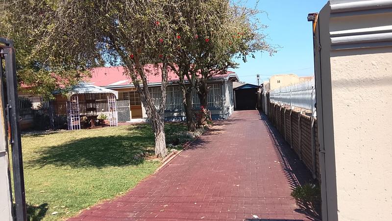 3 Bedroom Property for Sale in Homelake Gauteng