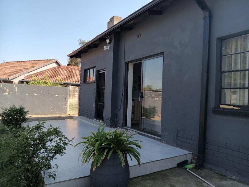 3 Bedroom Property for Sale in Homelake Gauteng