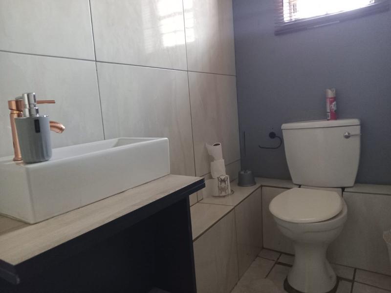 3 Bedroom Property for Sale in Homelake Gauteng