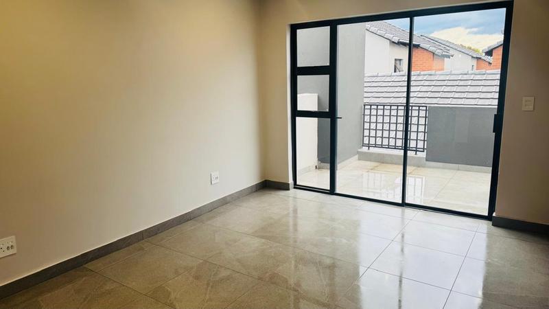 To Let 3 Bedroom Property for Rent in Equestria Gauteng