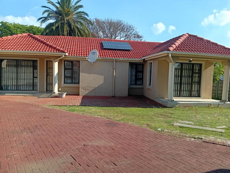 3 Bedroom Property for Sale in Birch Acres Gauteng