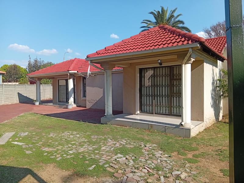 3 Bedroom Property for Sale in Birch Acres Gauteng