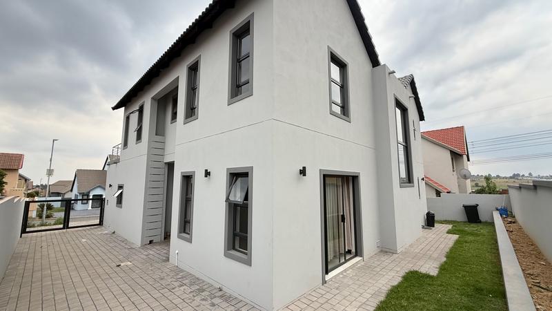 4 Bedroom Property for Sale in Brooklands Lifestyle Estate Gauteng