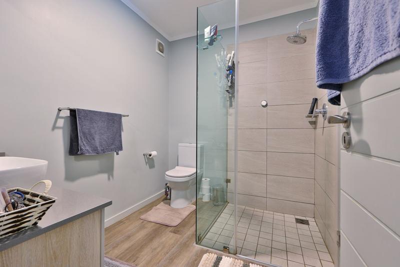2 Bedroom Property for Sale in Rosebank Gauteng