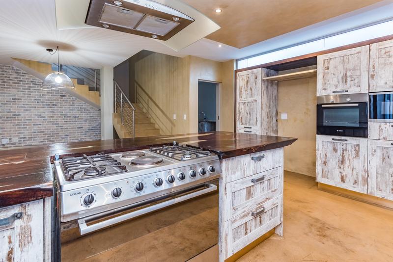 4 Bedroom Property for Sale in Bryanston Gauteng