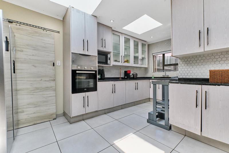 4 Bedroom Property for Sale in Parkmore Gauteng