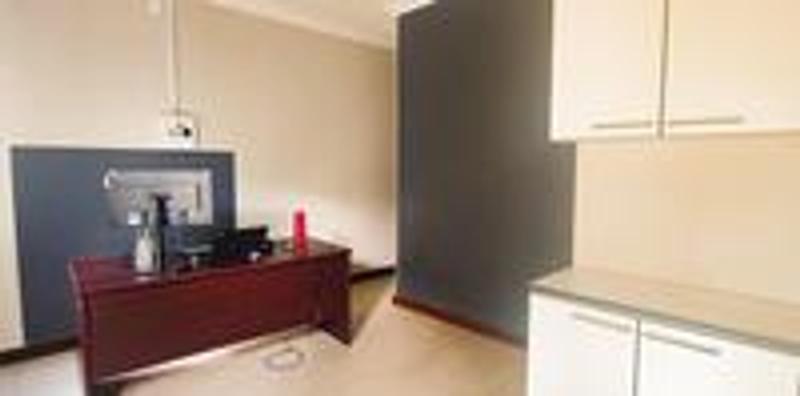 To Let 4 Bedroom Property for Rent in Magaliessig Gauteng