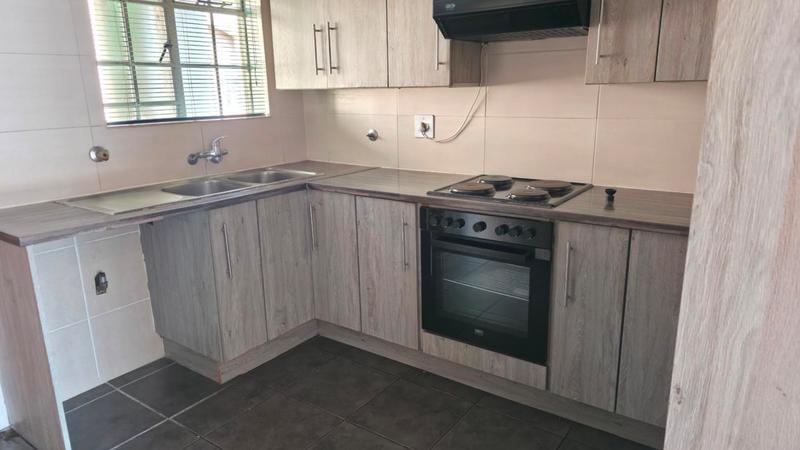 To Let 3 Bedroom Property for Rent in Sharonlea Gauteng