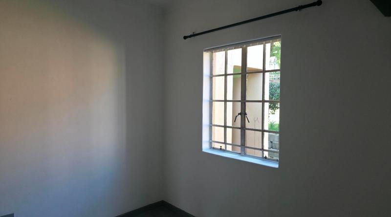 To Let 3 Bedroom Property for Rent in Sharonlea Gauteng