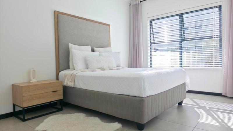 To Let 2 Bedroom Property for Rent in Broadacres Gauteng