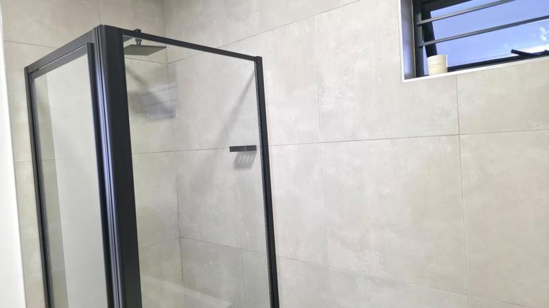 To Let 2 Bedroom Property for Rent in Broadacres Gauteng