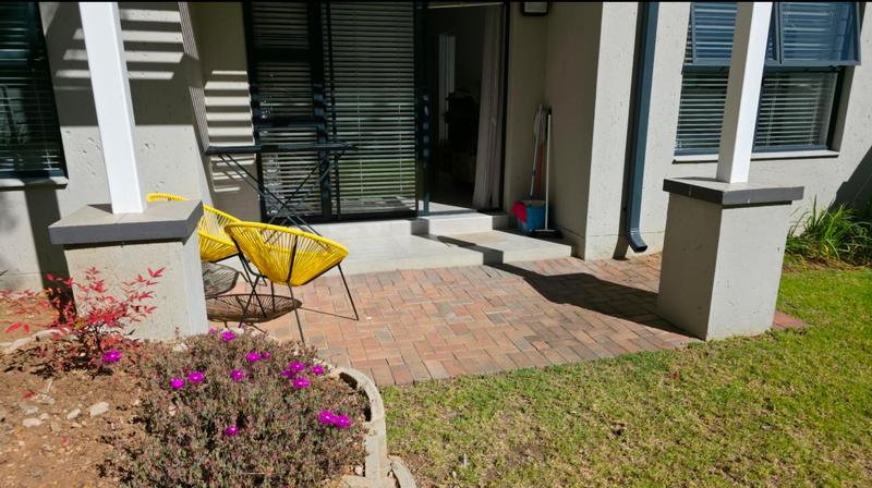 To Let 2 Bedroom Property for Rent in Broadacres Gauteng