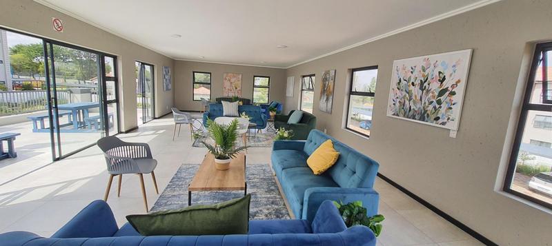 To Let 2 Bedroom Property for Rent in Broadacres Gauteng