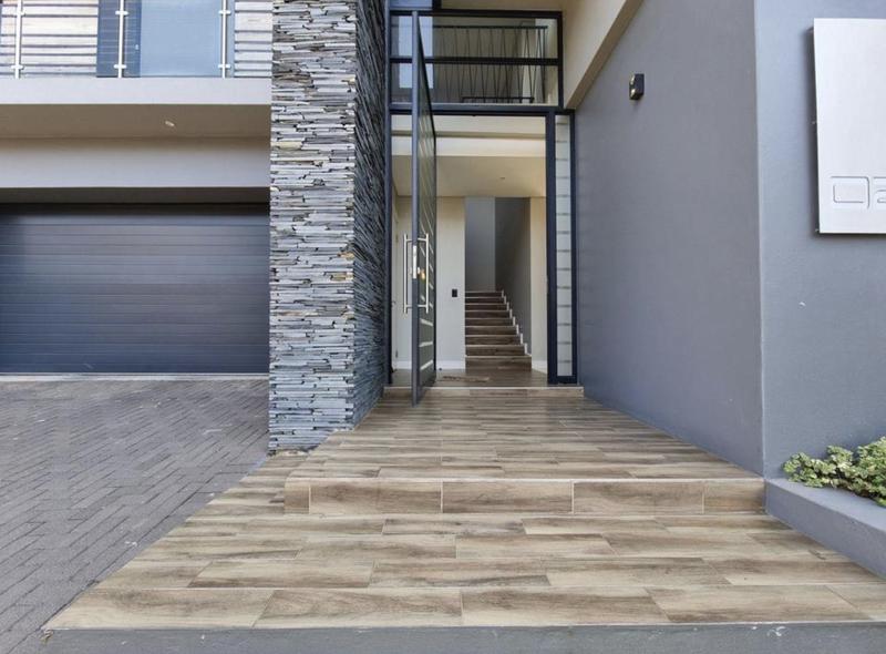 To Let 3 Bedroom Property for Rent in Atholl Gauteng