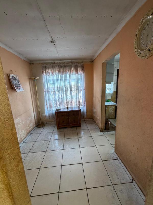 3 Bedroom Property for Sale in Protea Glen Gauteng