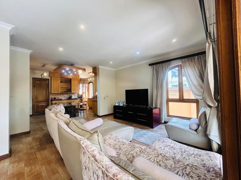 To Let 5 Bedroom Property for Rent in Bedfordview Gauteng