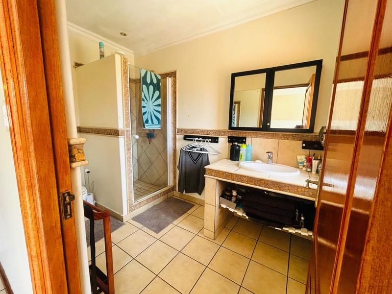 To Let 5 Bedroom Property for Rent in Bedfordview Gauteng
