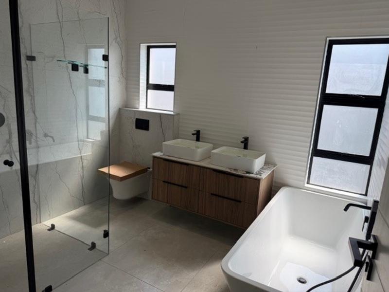 4 Bedroom Property for Sale in Fountainbrook Estate Gauteng