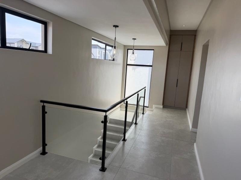 4 Bedroom Property for Sale in Fountainbrook Estate Gauteng