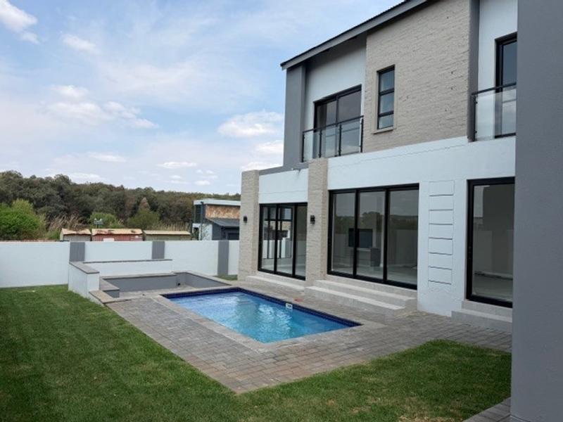 4 Bedroom Property for Sale in Fountainbrook Estate Gauteng