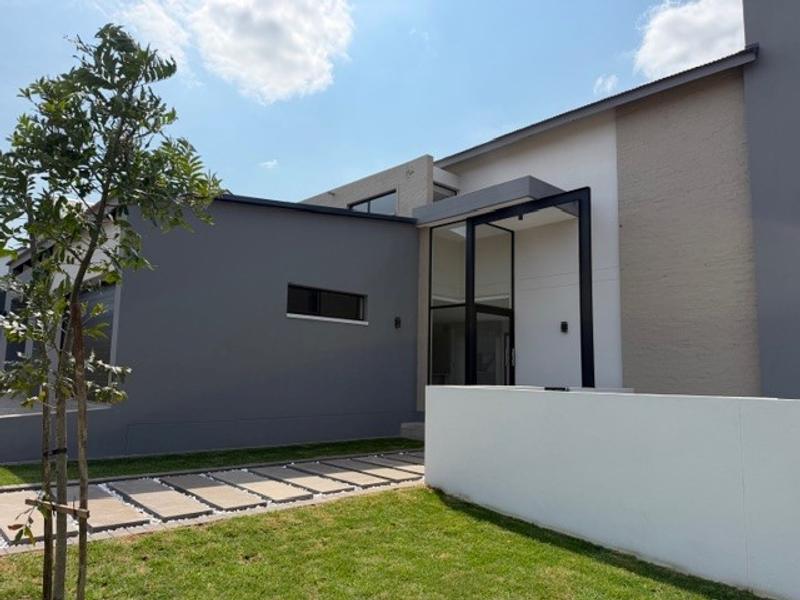 4 Bedroom Property for Sale in Fountainbrook Estate Gauteng