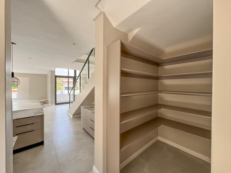4 Bedroom Property for Sale in Midstream Heights Gauteng
