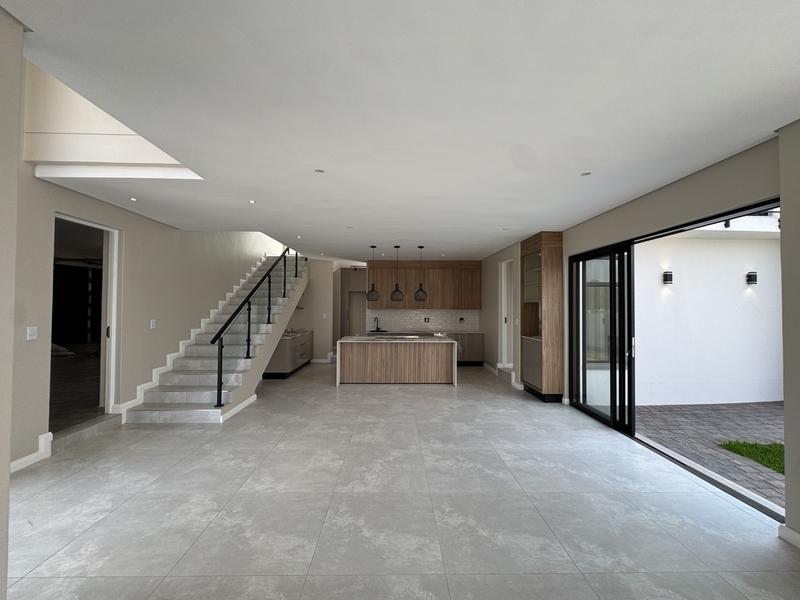 4 Bedroom Property for Sale in Midstream Heights Gauteng
