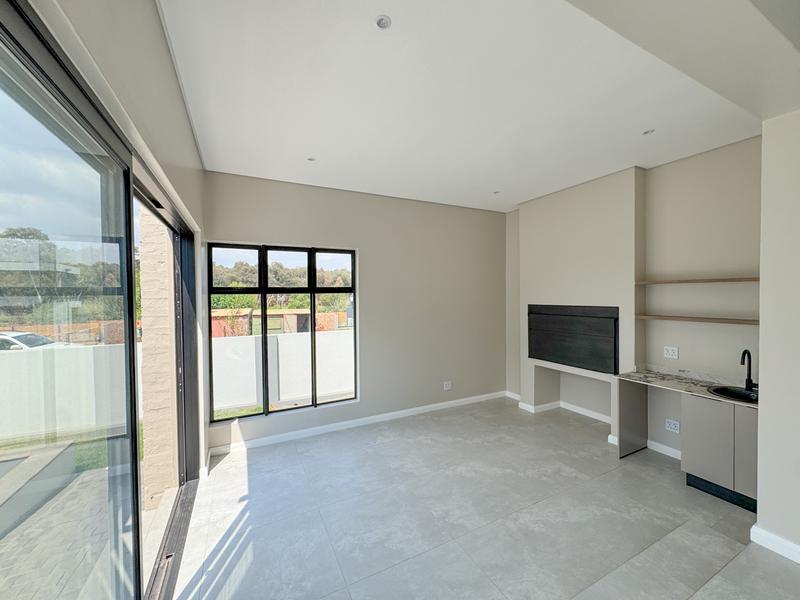 4 Bedroom Property for Sale in Midstream Heights Gauteng