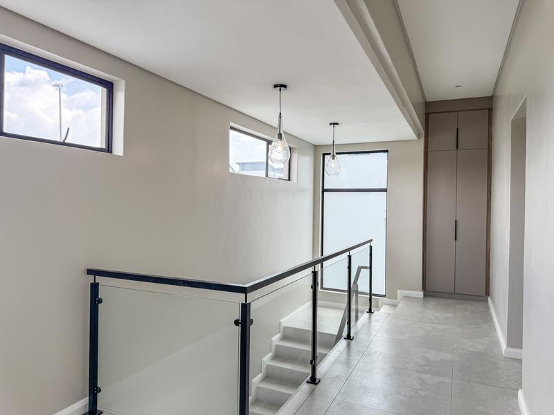 4 Bedroom Property for Sale in Midstream Heights Gauteng