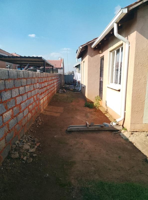 2 Bedroom Property for Sale in Windmill Park Gauteng