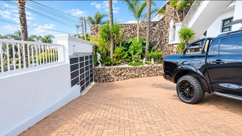 5 Bedroom Property for Sale in Sunnyrock Gauteng