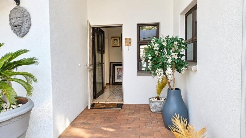 5 Bedroom Property for Sale in Sunnyrock Gauteng