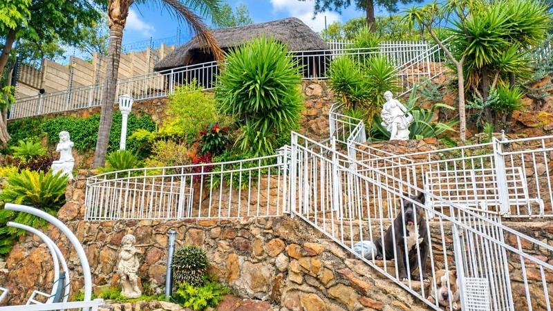 5 Bedroom Property for Sale in Sunnyrock Gauteng