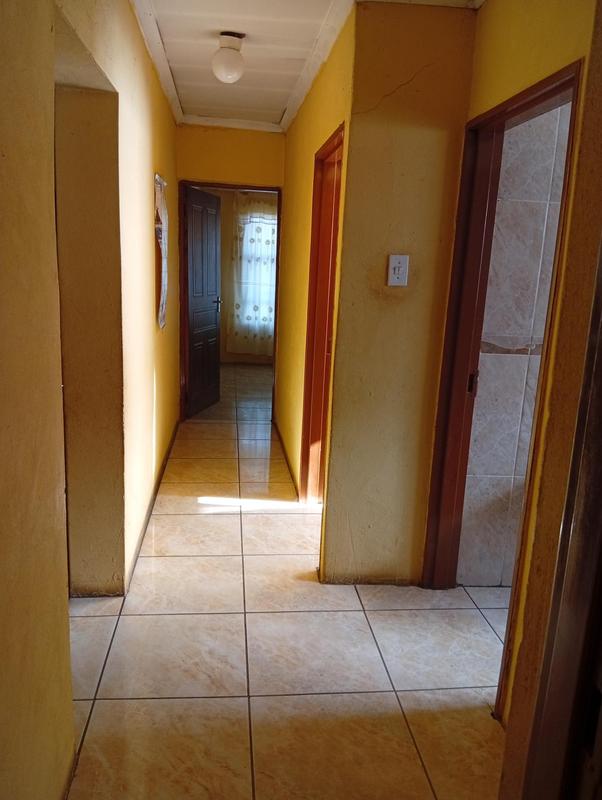 7 Bedroom Property for Sale in Tembisa Gauteng