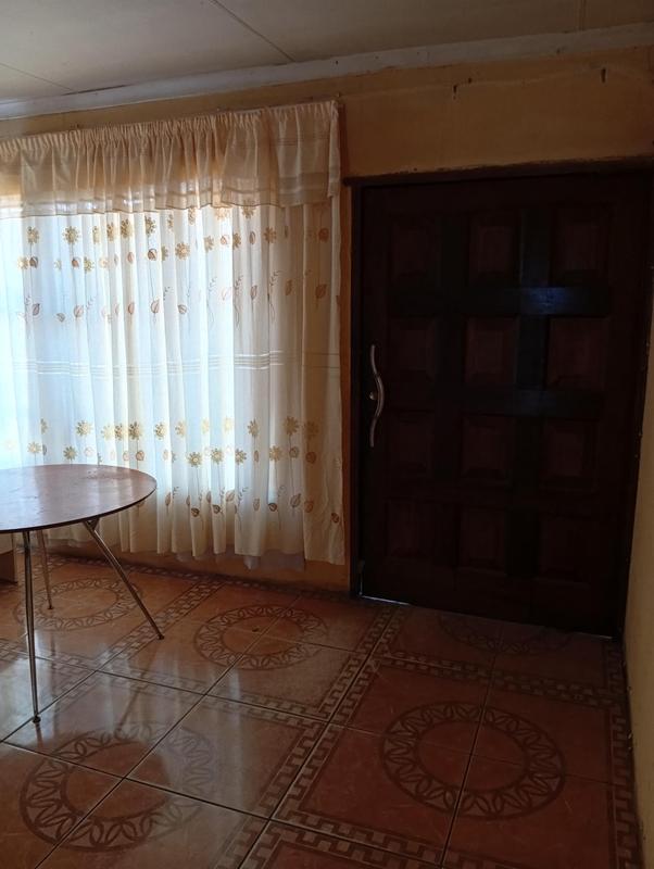 7 Bedroom Property for Sale in Tembisa Gauteng