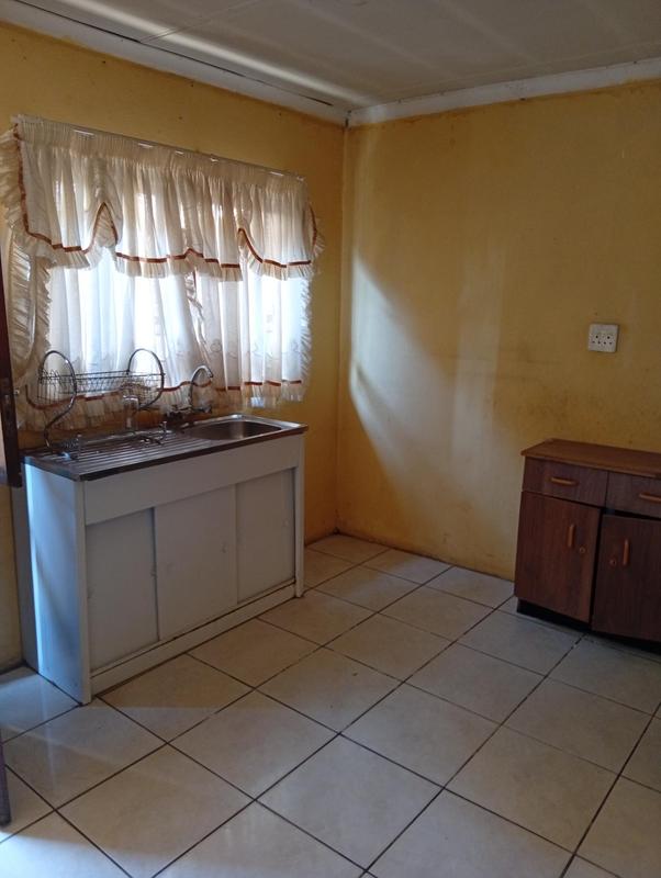 7 Bedroom Property for Sale in Tembisa Gauteng