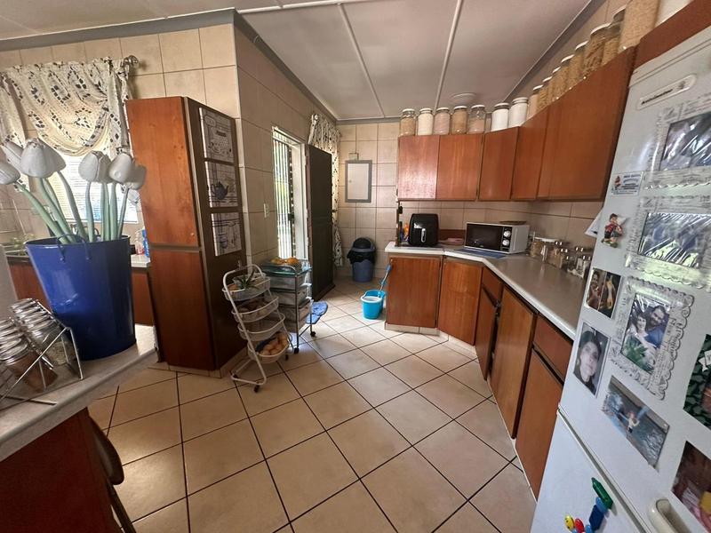 4 Bedroom Property for Sale in Visagie Park Gauteng
