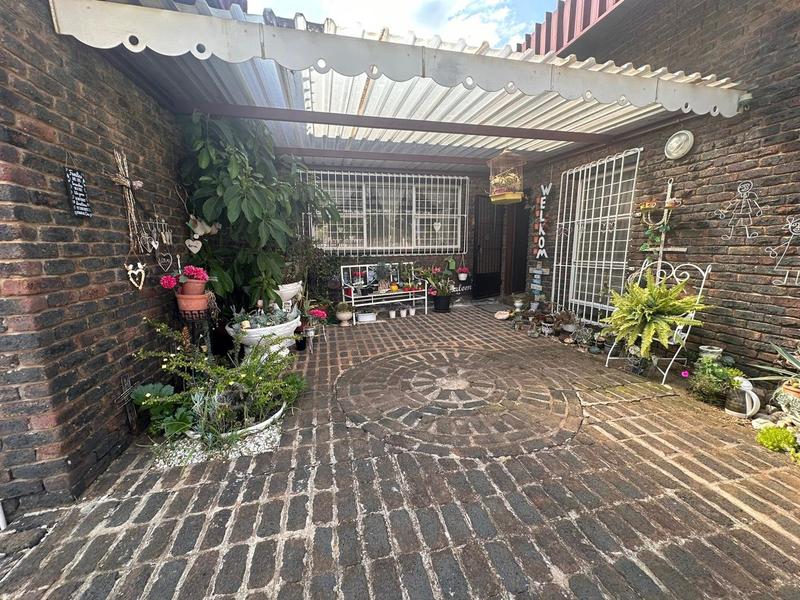 4 Bedroom Property for Sale in Visagie Park Gauteng