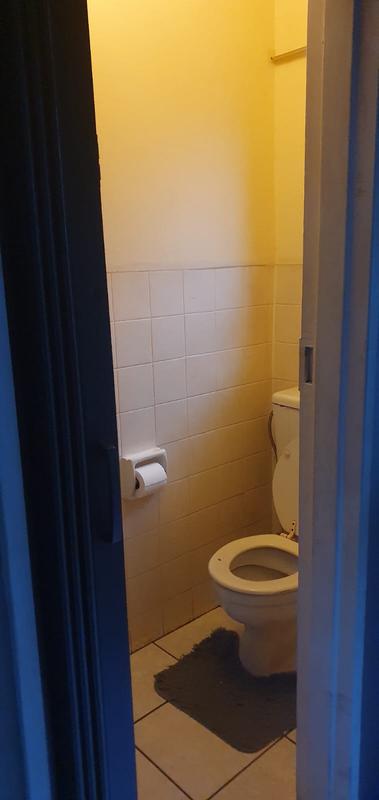 To Let 2 Bedroom Property for Rent in Dayanglen Gauteng