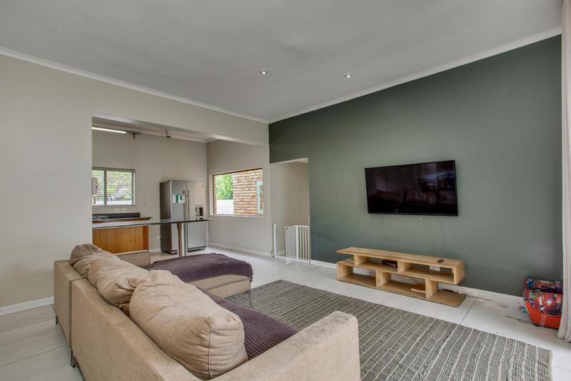 4 Bedroom Property for Sale in Fourways Gardens Gauteng