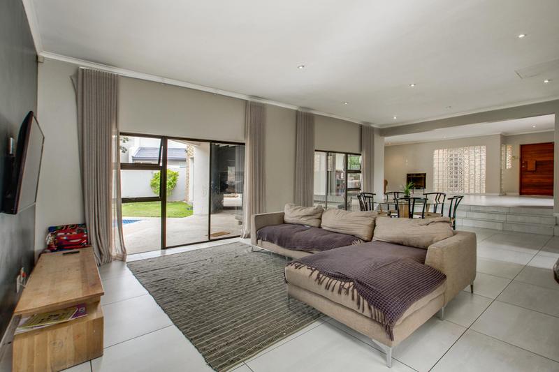 4 Bedroom Property for Sale in Fourways Gardens Gauteng