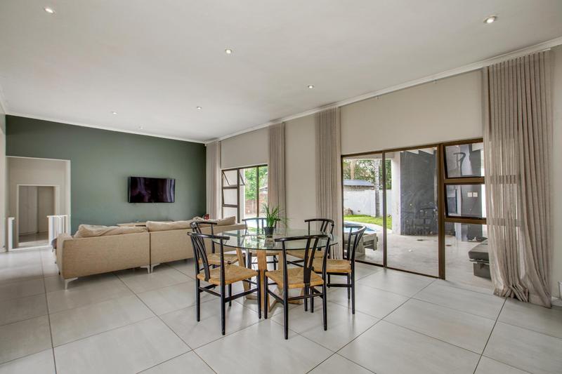 4 Bedroom Property for Sale in Fourways Gardens Gauteng