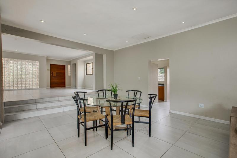 4 Bedroom Property for Sale in Fourways Gardens Gauteng