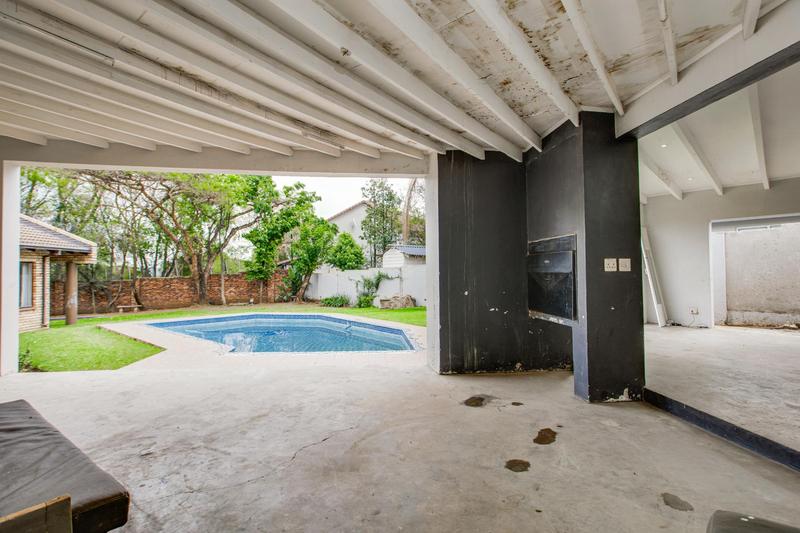 4 Bedroom Property for Sale in Fourways Gardens Gauteng