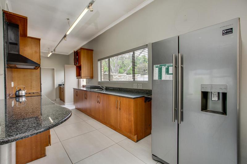 4 Bedroom Property for Sale in Fourways Gardens Gauteng