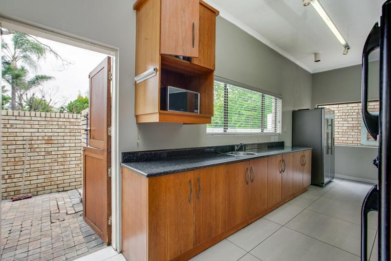 4 Bedroom Property for Sale in Fourways Gardens Gauteng